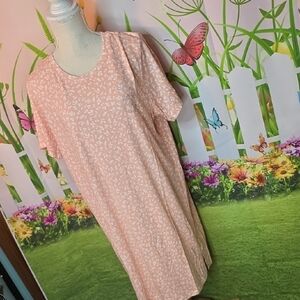 Tommy Hilfiger Light Peach & White Floral Sleepshirt In XL